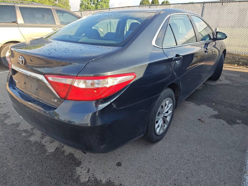 Used 2015 Toyota Camry LE FWD image 4