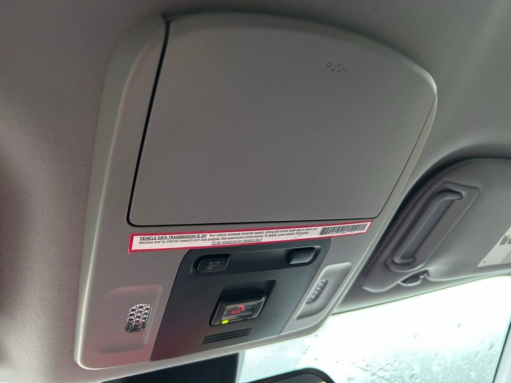 Used 2023 Toyota Camry LE image 28