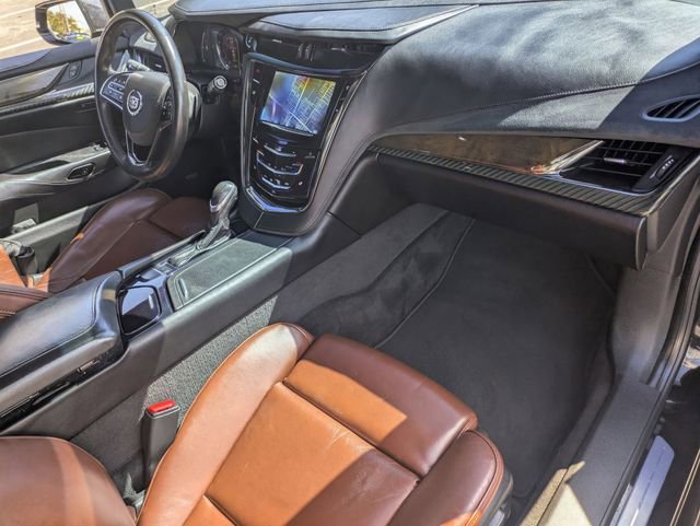 Used 2014 Cadillac ELR w/ Luxury Package image 25