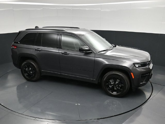 New 2026 Jeep Grand Cherokee Altitude AWD/4WD image 48
