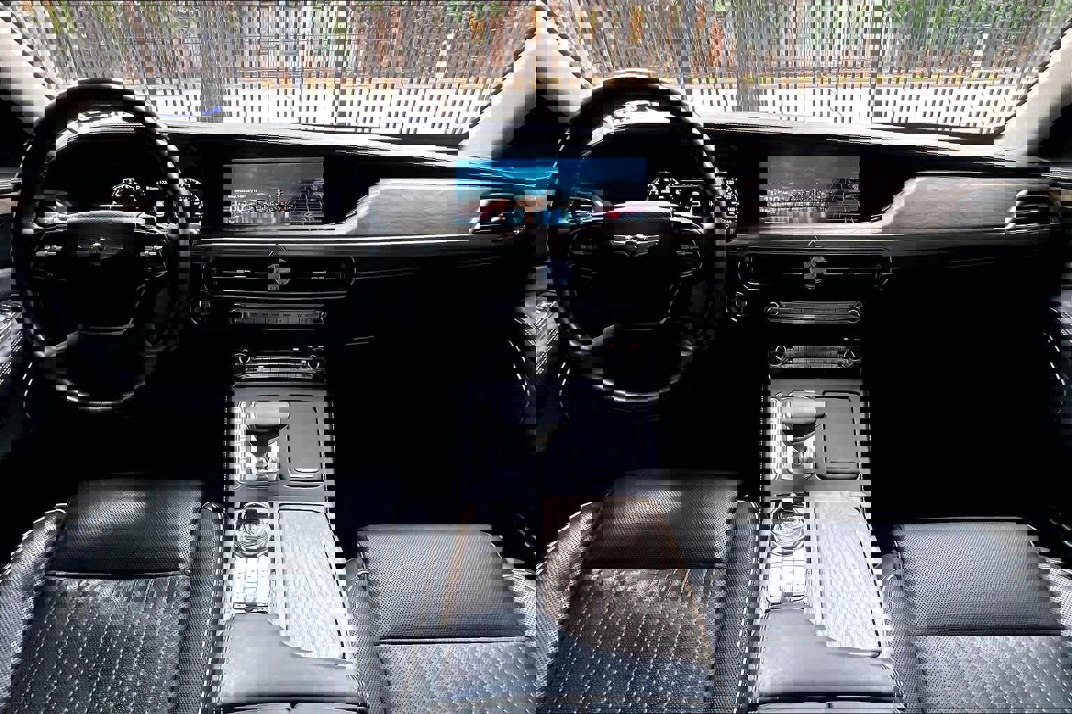 Used 2021 Genesis G90 3.3T Premium image 15