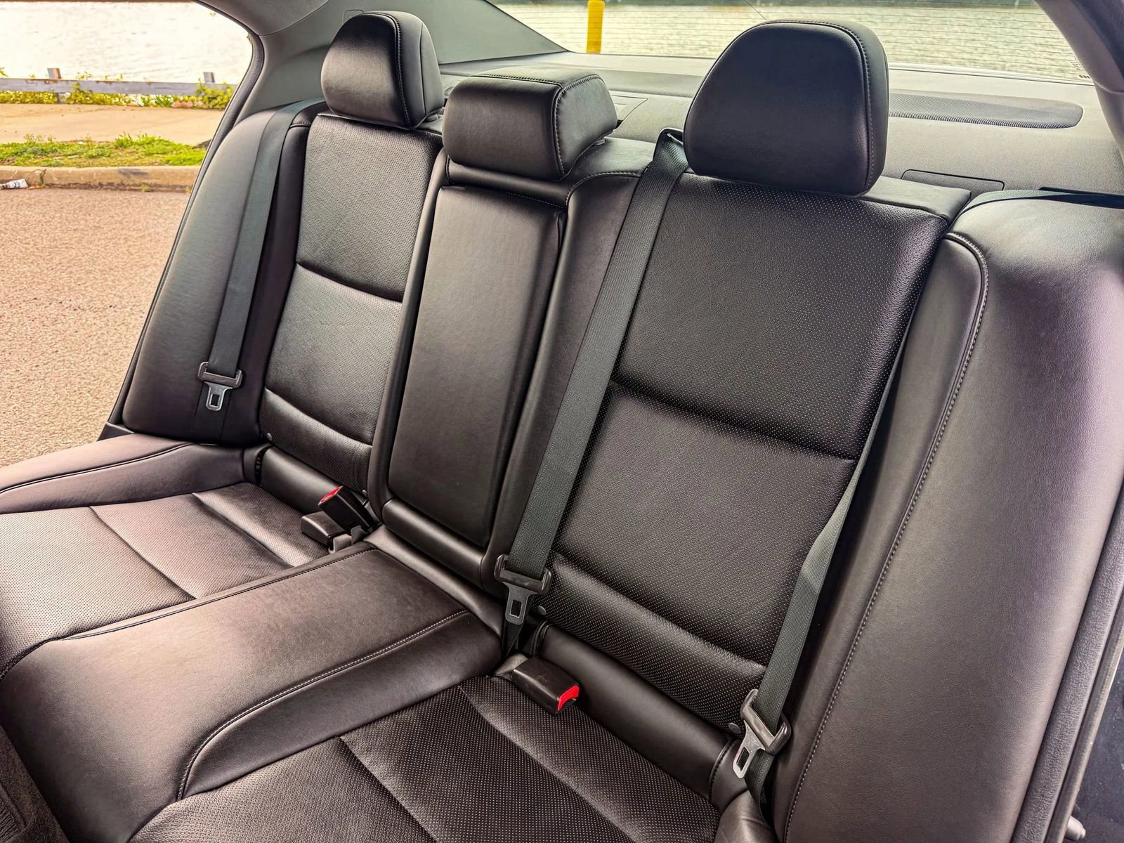 Used 2015 Acura TLX V6 SH-AWD w/ Technology Pkg image 15