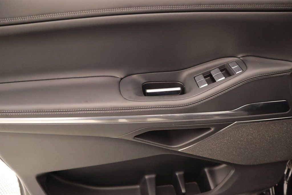 New 2025 Lincoln Navigator Reserve w/ Jet Appearance Package image 17