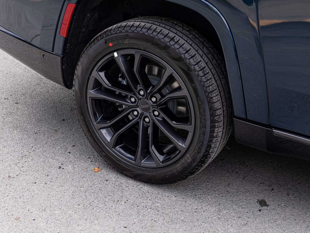 New 2026 Jeep Grand Wagoneer L Summit AWD/4WD image 10