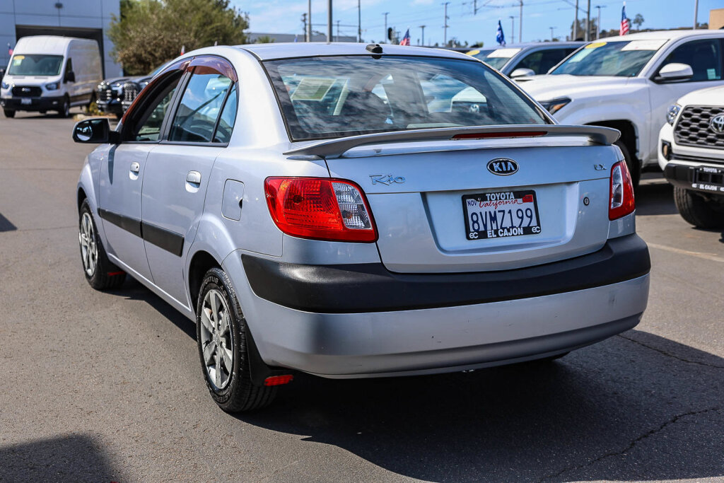 Used 2009 Kia Rio LX FWD image 16