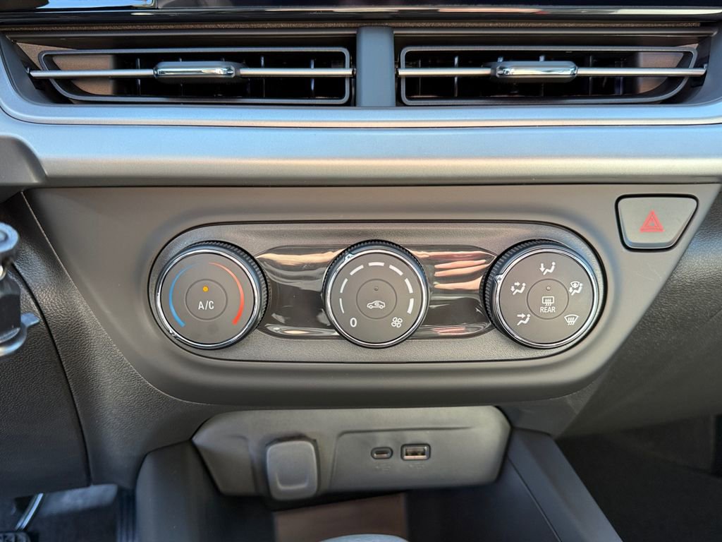 New 2026 Chevrolet Trax LS image 18