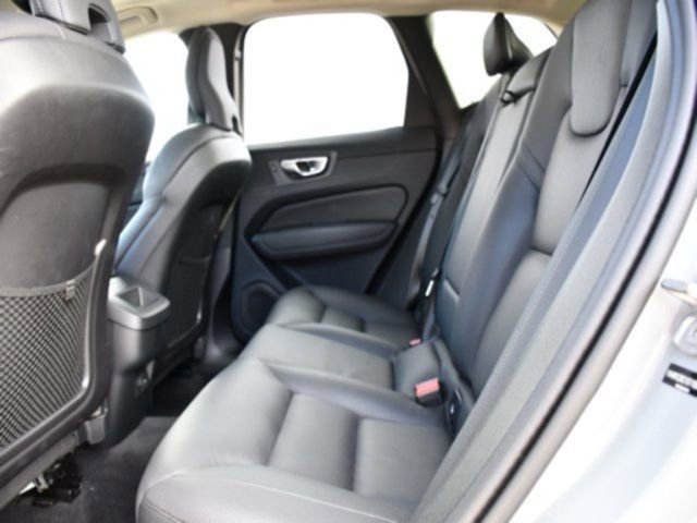 Certified 2025 Volvo XC60 B5 Plus image 14