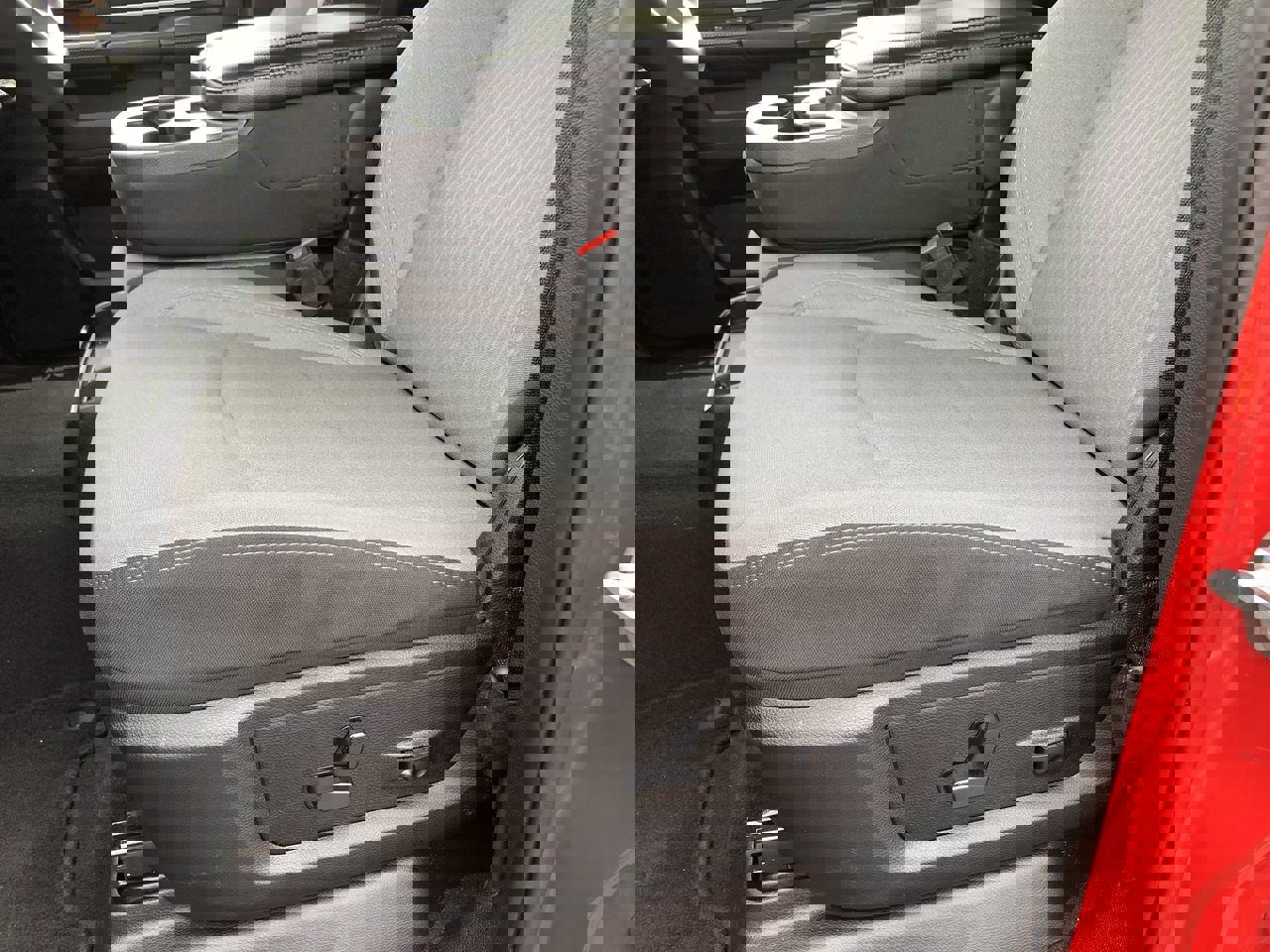 Used 2024 RAM 2500 Big Horn w/ Bed Utility Group image 14