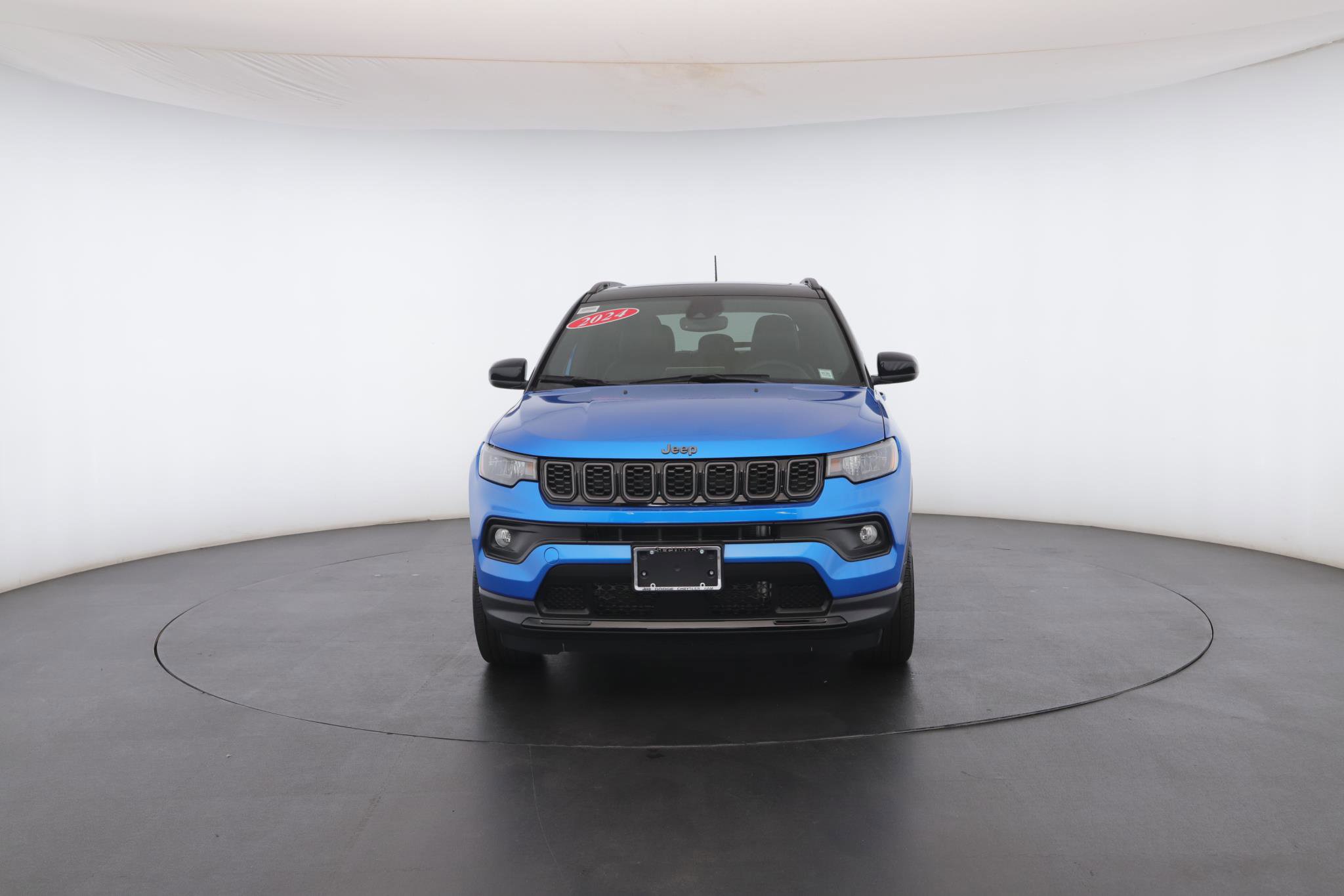 Used 2024 Jeep Compass Latitude w/ Sun and Sound Group image 37
