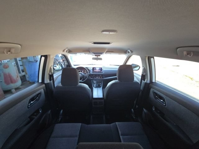 Used 2023 Nissan Rogue SV FWD image 13