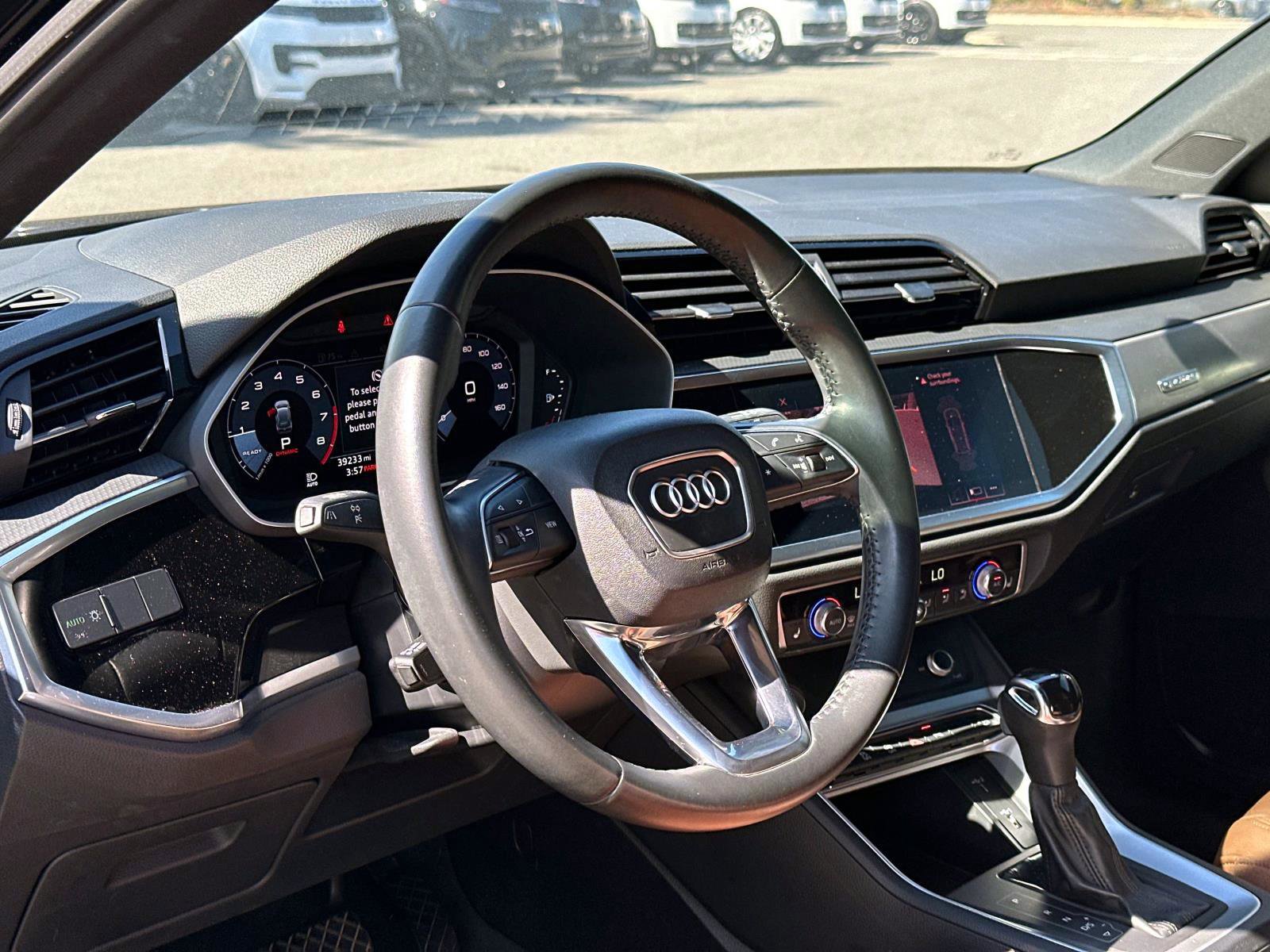 Used 2020 Audi Q3 2.0T Premium w/ Convenience Package image 31