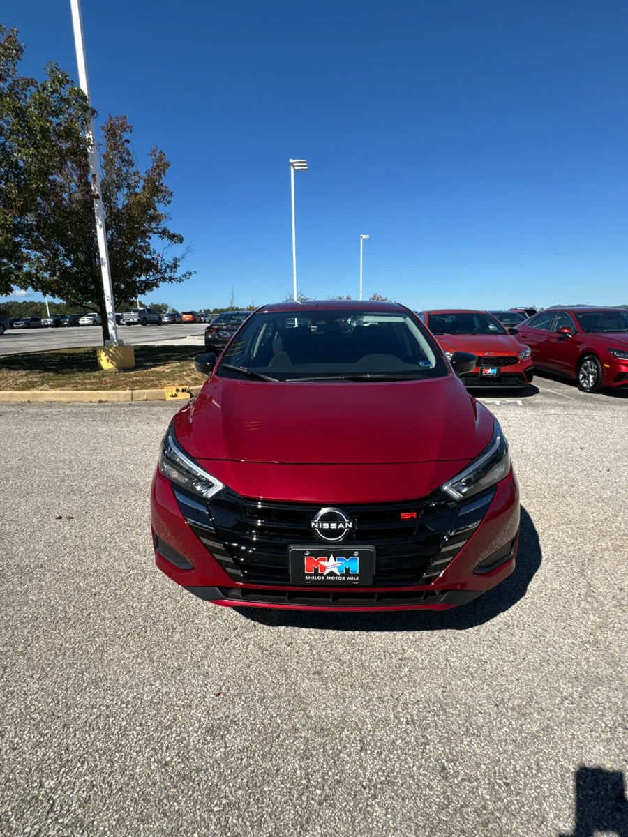 Used 2025 Nissan Versa SR w/ Trunk Package FWD image 11