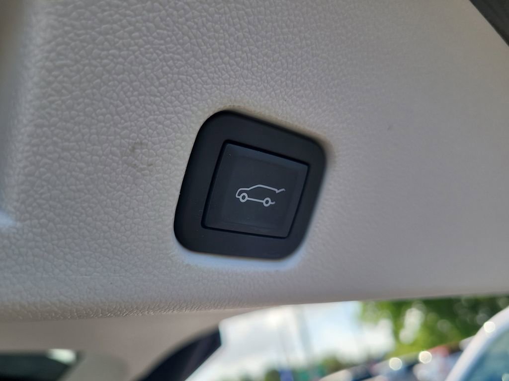 Used 2026 Buick Enclave Avenir w/ Super Cruise Package image 10