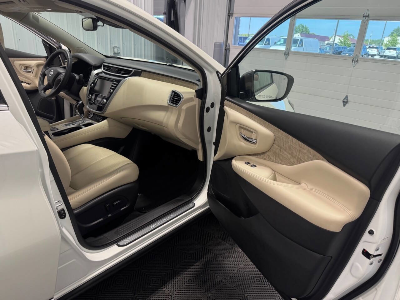 Used 2022 Nissan Murano SL AWD/4WD image 19