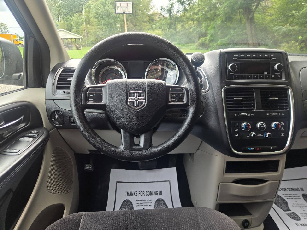 Used 2013 Dodge Grand Caravan SE FWD image 33