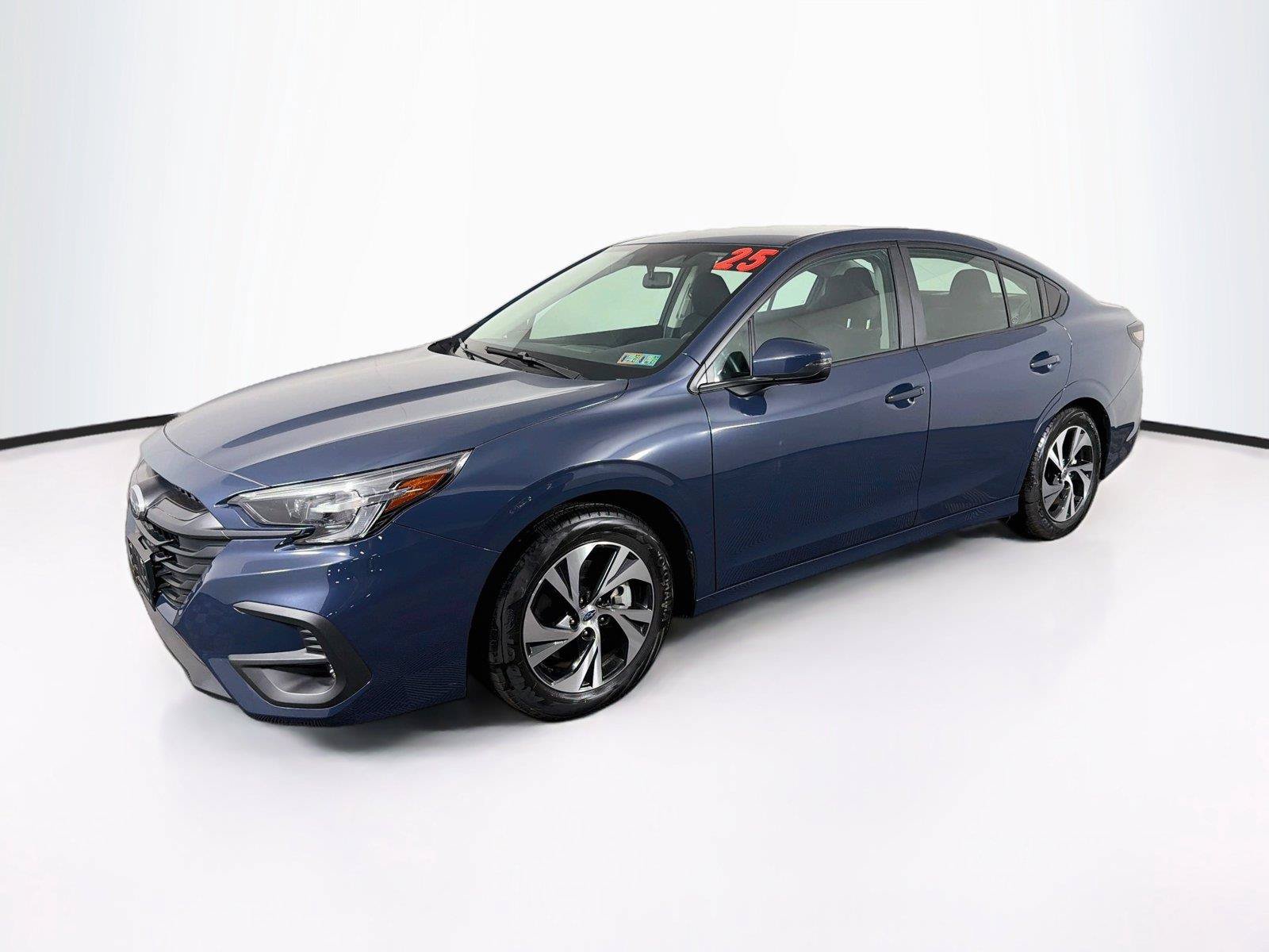 Used 2025 Subaru Legacy Premium AWD/4WD image 7