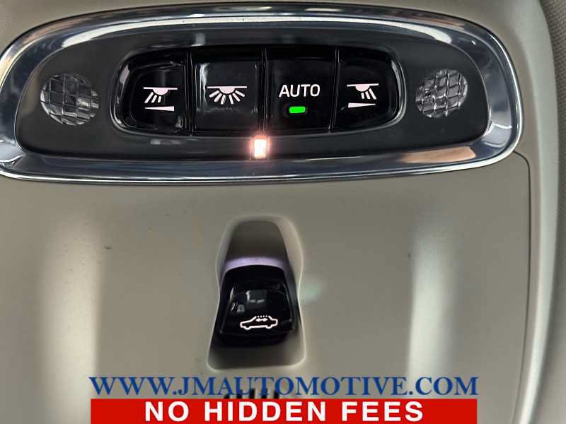 Used 2019 Volvo V90 T5 Cross Country w/ Protection Package Premier AWD/4WD image 39