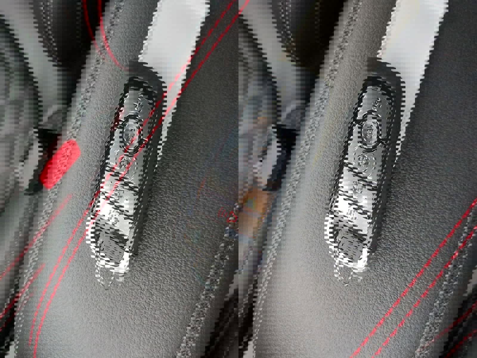 Used 2024 Ford Escape ST-Line Elite w/ Premium Technology Package image 36