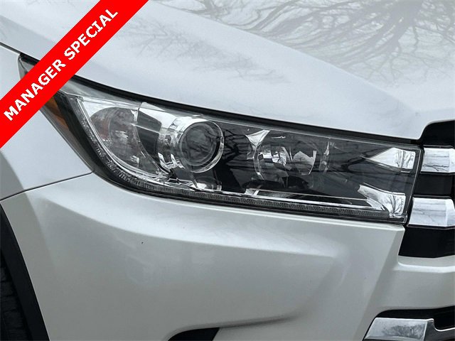 Used 2019 Toyota Highlander Limited Platinum image 9