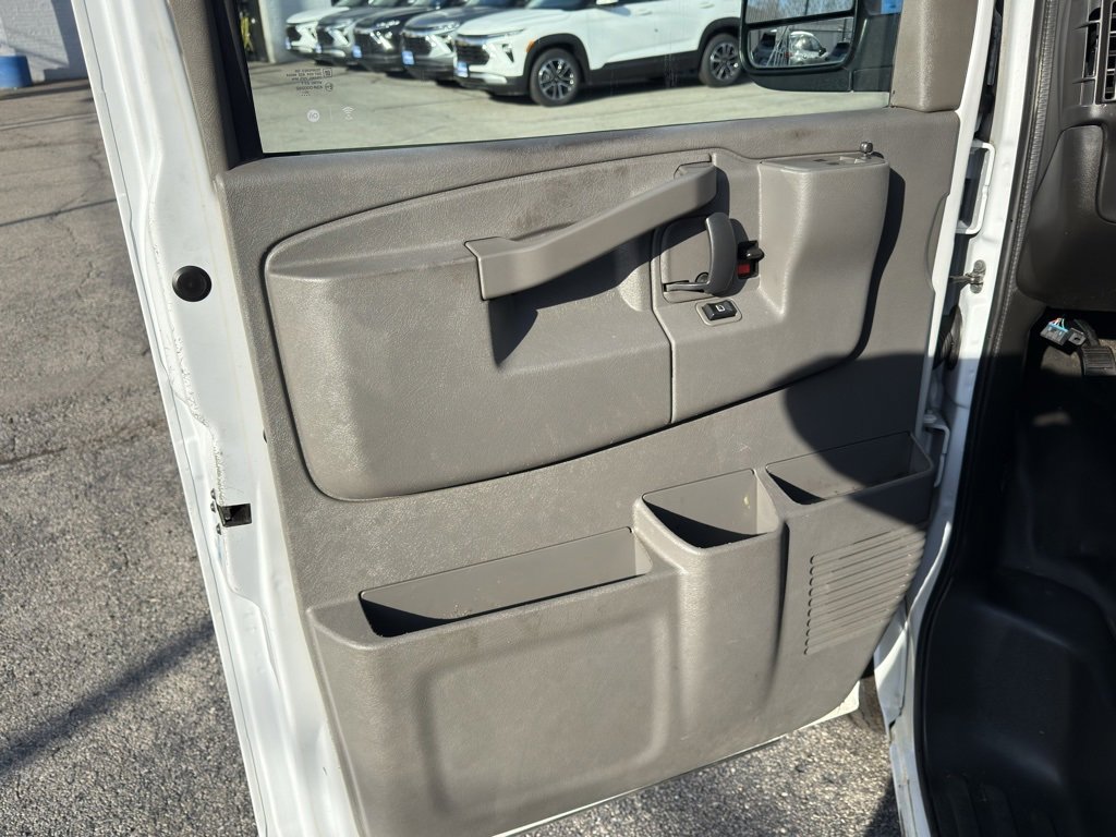 Used 2021 Chevrolet Express 2500 Work Van image 13