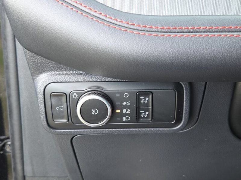 Used 2025 Ford Explorer ST-Line AWD/4WD image 27