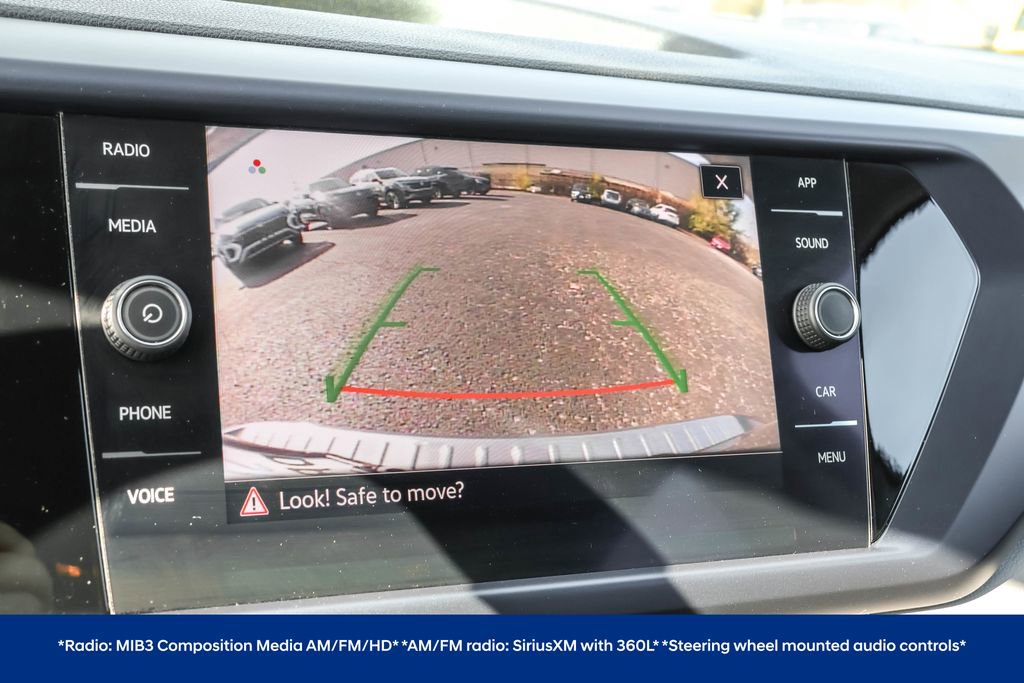 Certified 2022 Volkswagen Taos SE image 8