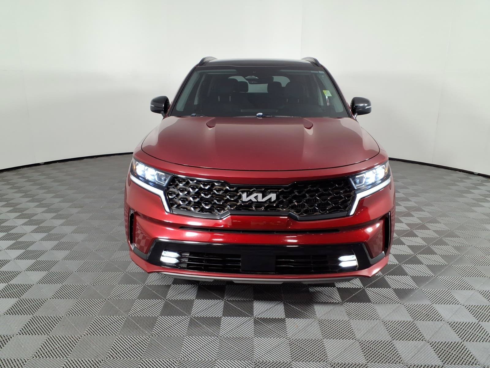 Used 2023 Kia Sorento SX FWD image 2