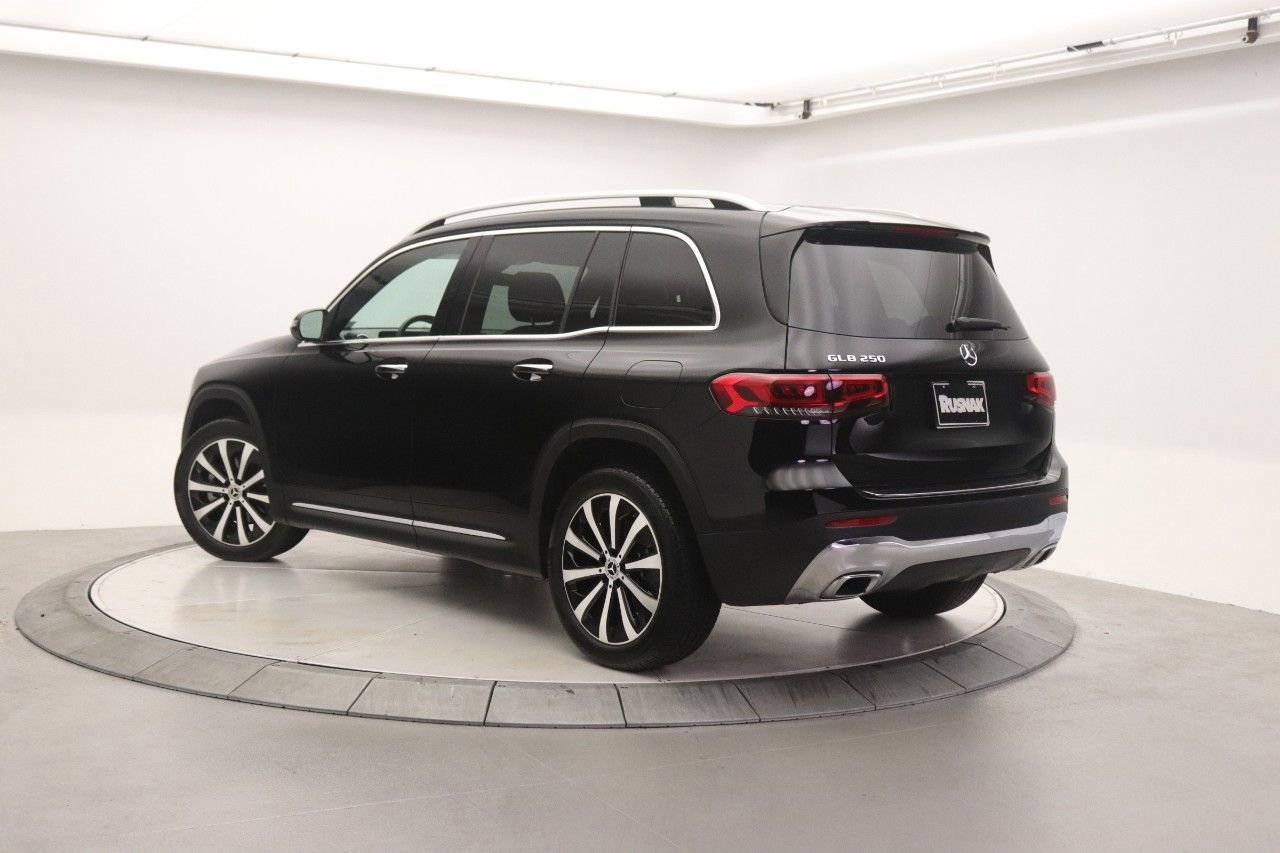 Certified 2023 Mercedes-Benz GLB 250 image 2