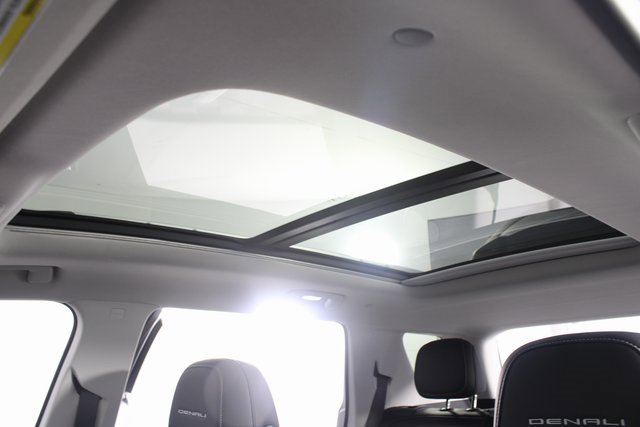 New 2026 GMC Terrain Denali image 11