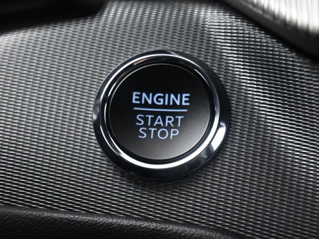 Used 2025 Ford Explorer ST-Line w/ ST-Line Street Pack image 25