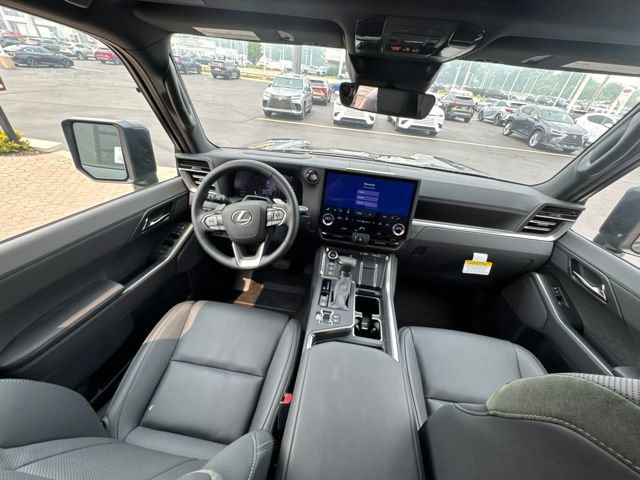 New 2026 Lexus GX 550 AWD/4WD image 32