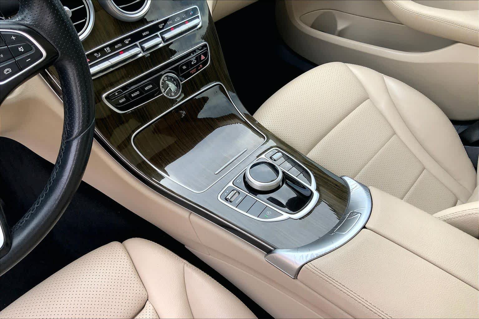 Used 2018 Mercedes-Benz C 300 Sedan image 33