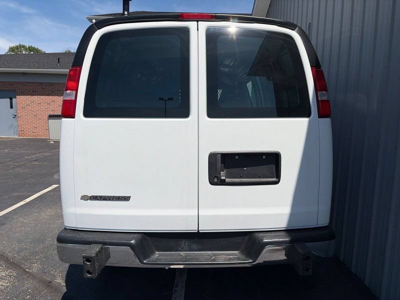 Used 2023 Chevrolet Express 2500 w/ Driver Convenience Package RWD image 9