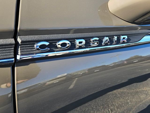 New 2025 Lincoln Corsair Reserve w/ Equipment Group 202A image 11