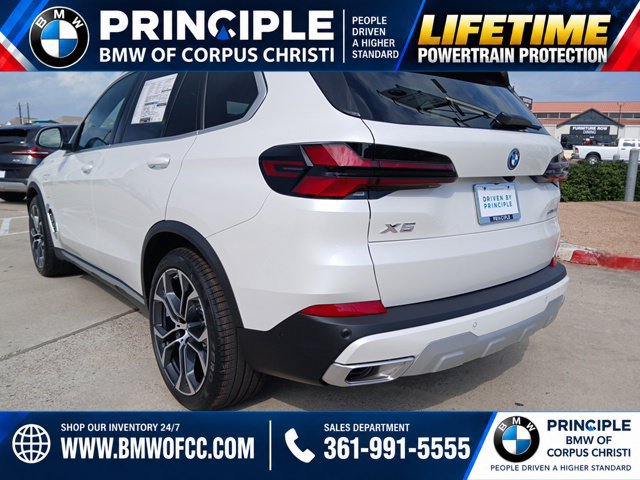 New 2026 BMW X5 xDrive50e AWD/4WD image 9