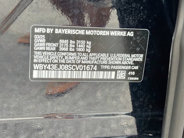 Used 2025 BMW i7 eDrive50 w/ M Sport Package RWD image 41