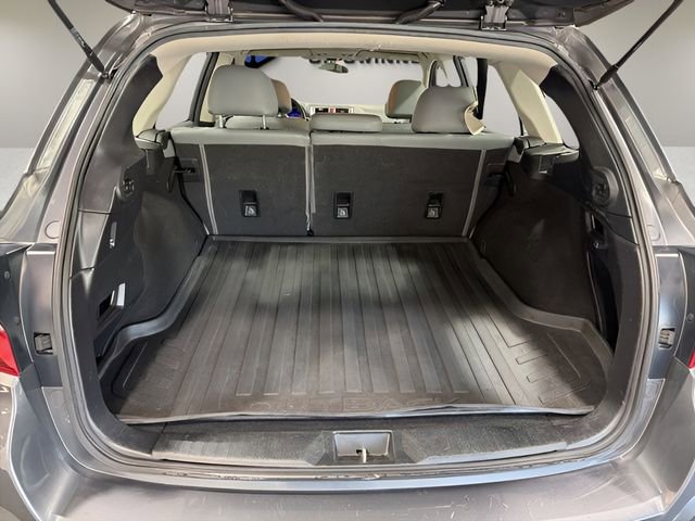 Used 2019 Subaru Outback 2.5i AWD/4WD image 34