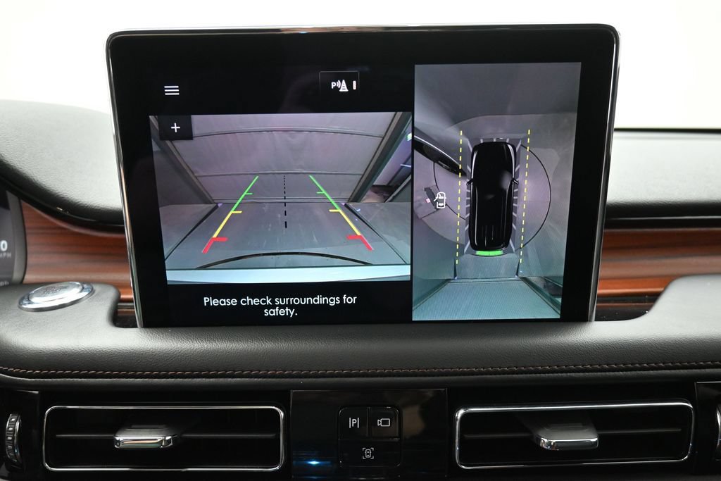 Used 2024 Lincoln Aviator Reserve w/ Equipment Group 201A RWD image 4