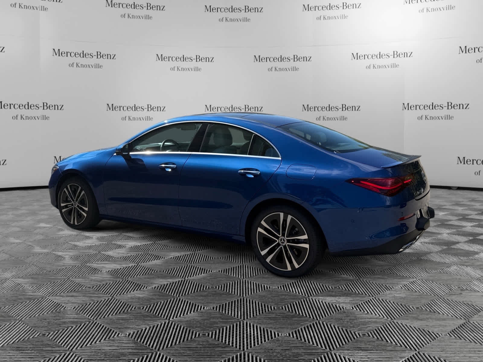 Used 2025 Mercedes-Benz CLA 250 4MATIC image 3