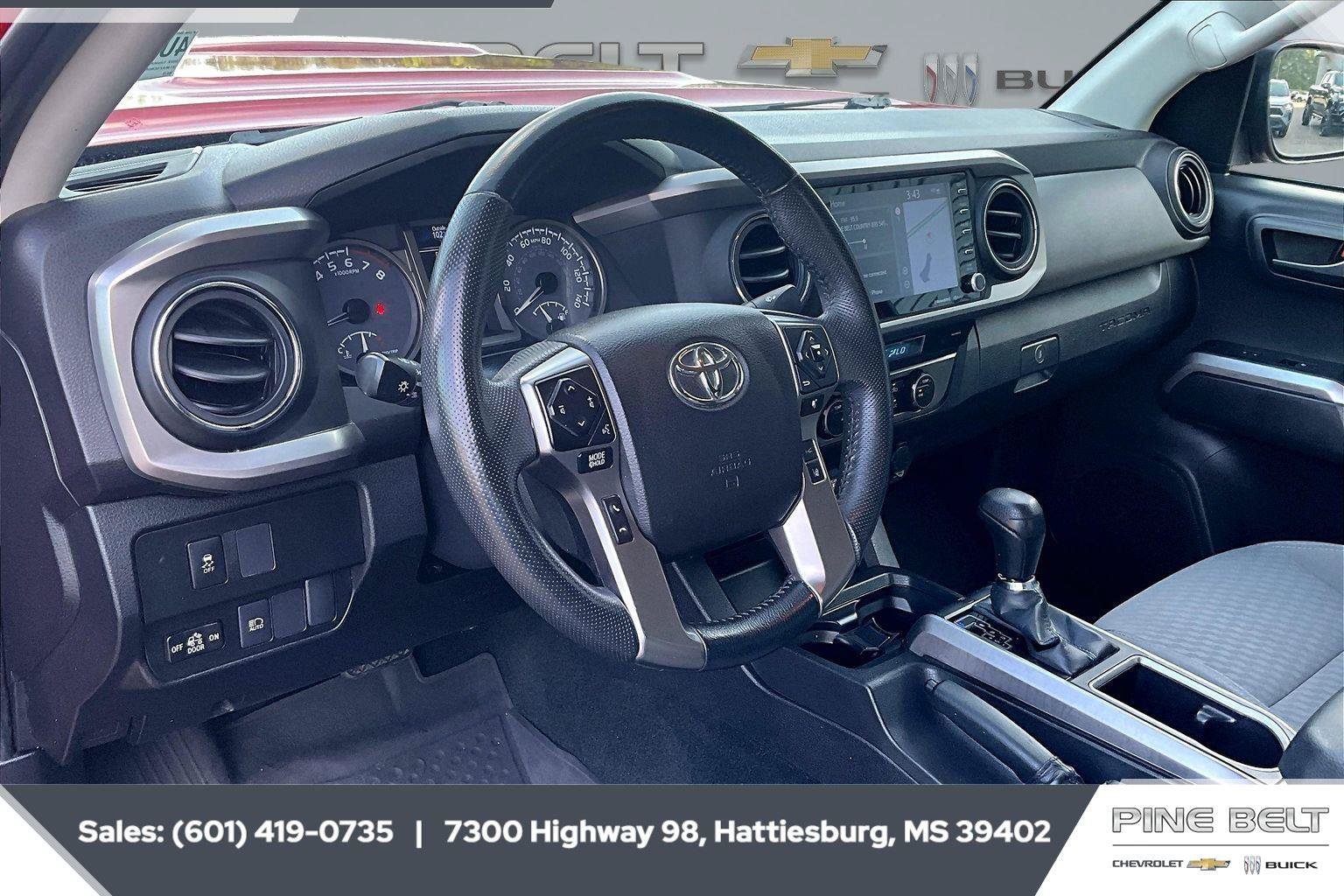 Used 2022 Toyota Tacoma SR5 RWD image 13