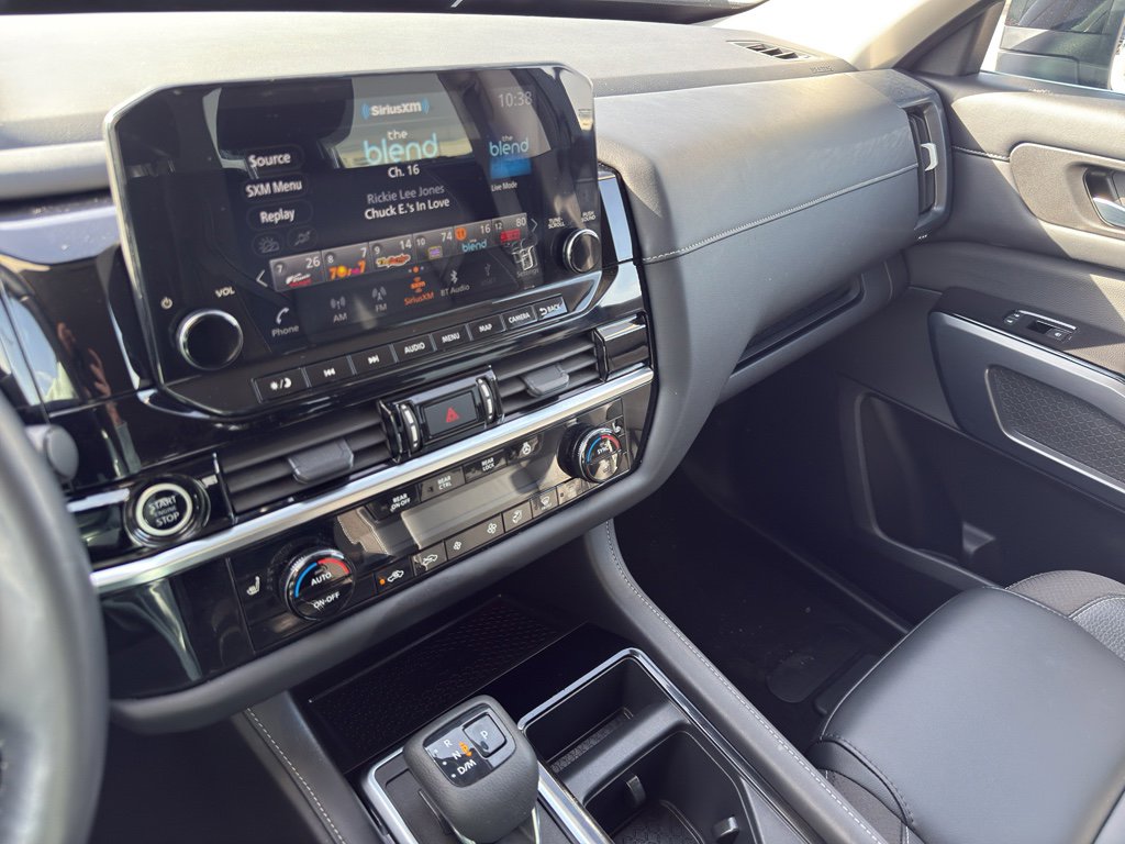 Certified 2023 Nissan Pathfinder SL w/ Lighting Package (N92) image 21