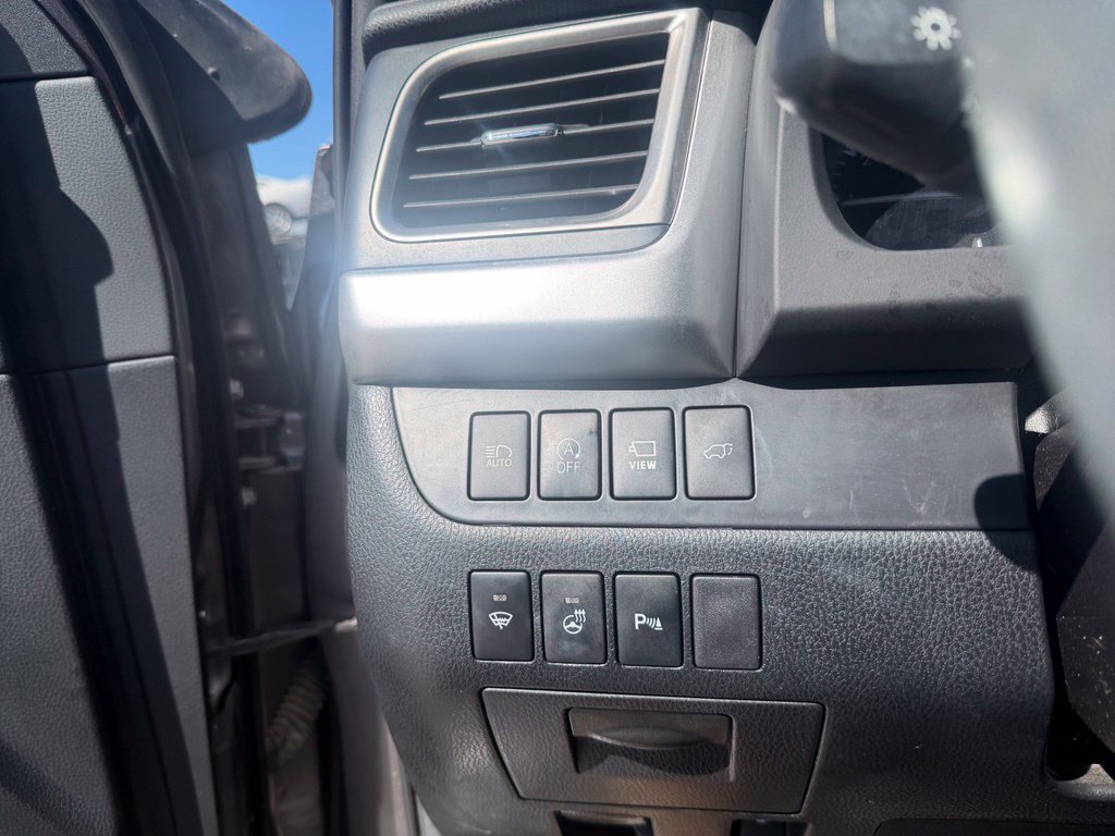 Used 2019 Toyota Highlander Limited Platinum AWD/4WD image 21