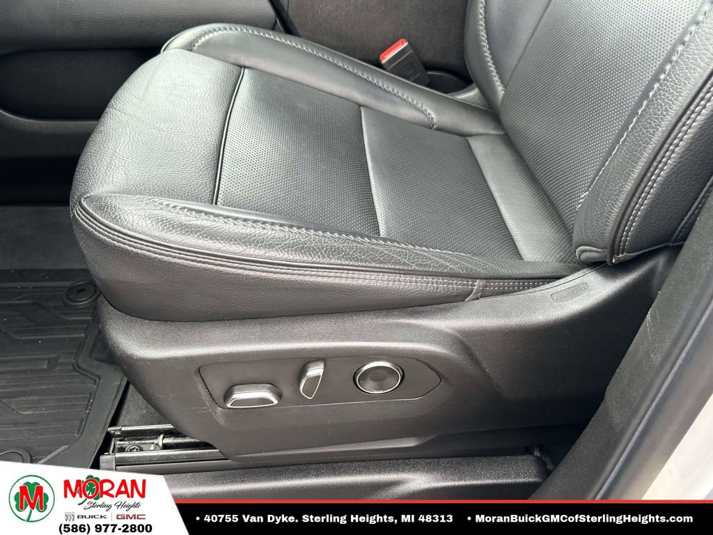 Certified 2021 GMC Yukon Denali w/ LPO, Illumination Package AWD/4WD image 22