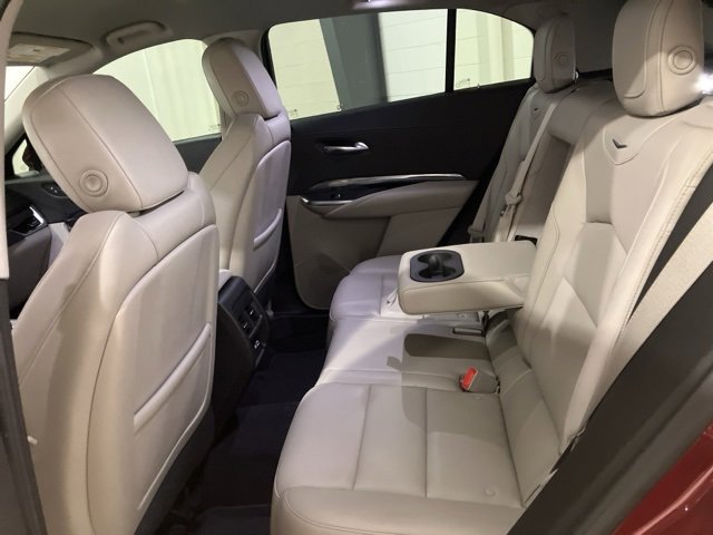 Used 2020 Cadillac XT4 Luxury w/ Cold Weather Package image 19