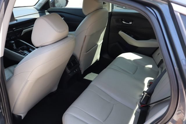 Used 2025 Honda Accord Touring image 10