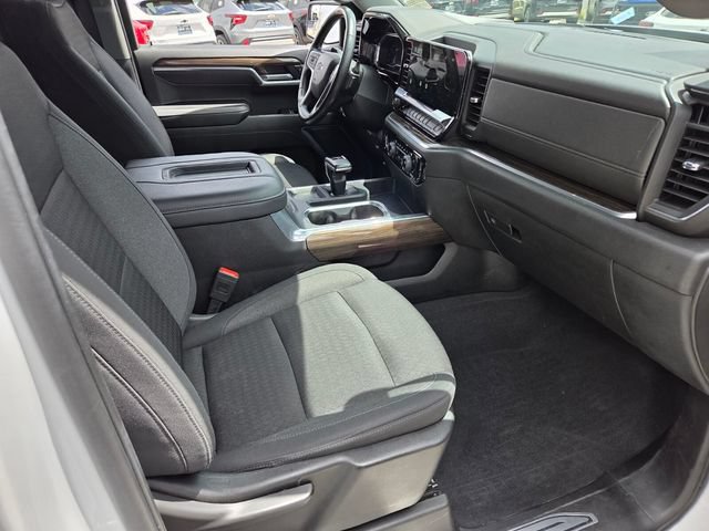 Certified 2022 Chevrolet Silverado 1500 RST AWD/4WD image 15