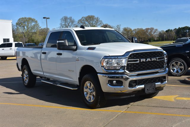 Used 2024 RAM 3500 Big Horn image 3