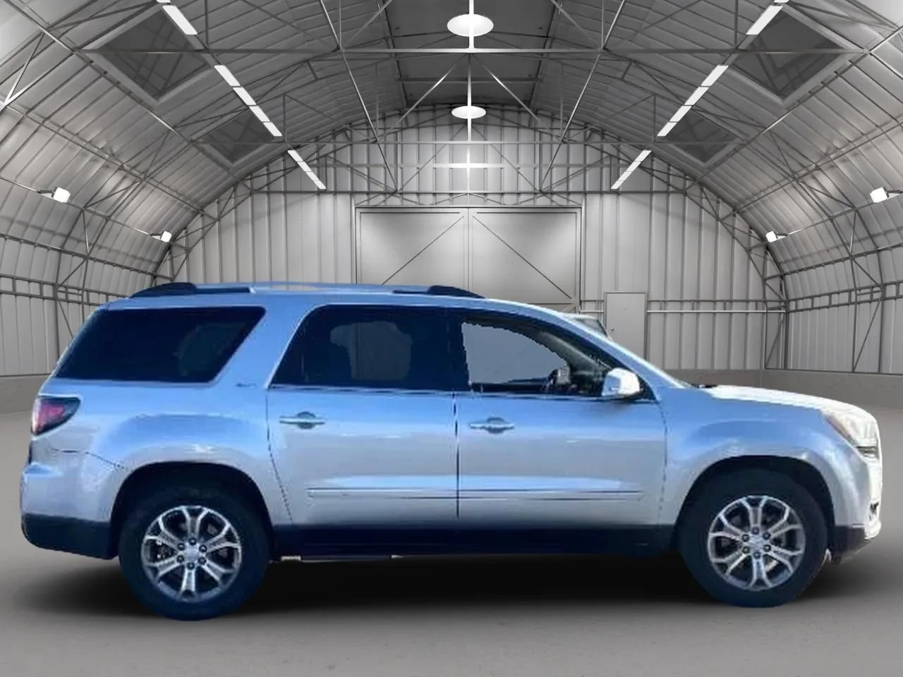 Used 2015 GMC Acadia SLT FWD image 2