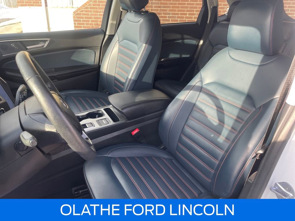 Used 2022 Ford Edge SEL w/ Sport Appearance Package image 18