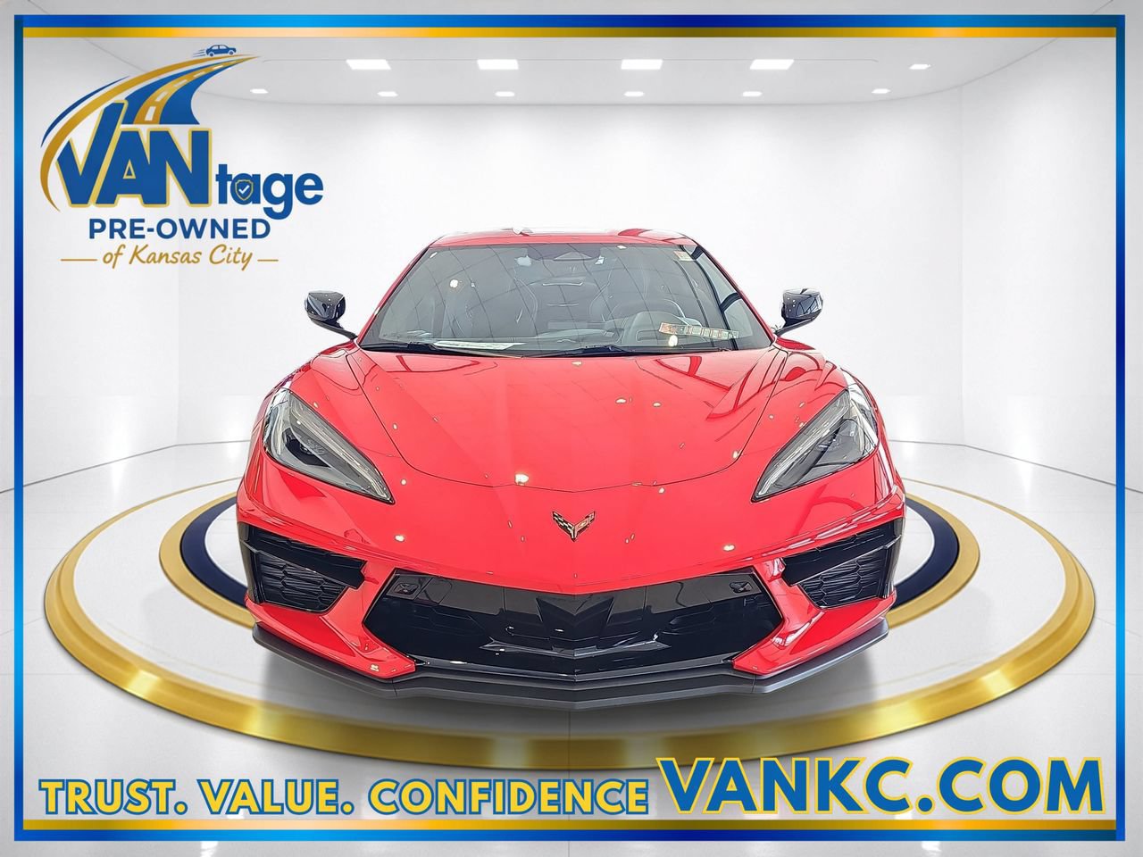 Used 2024 Chevrolet Corvette Stingray Preferred Cpe w/ Z51 Performance Package RWD image 2